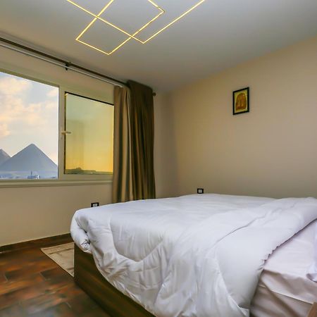 Imperial Pyramids Heights View Bed & Breakfast Nazlet el-Sîsi Dış mekan fotoğraf