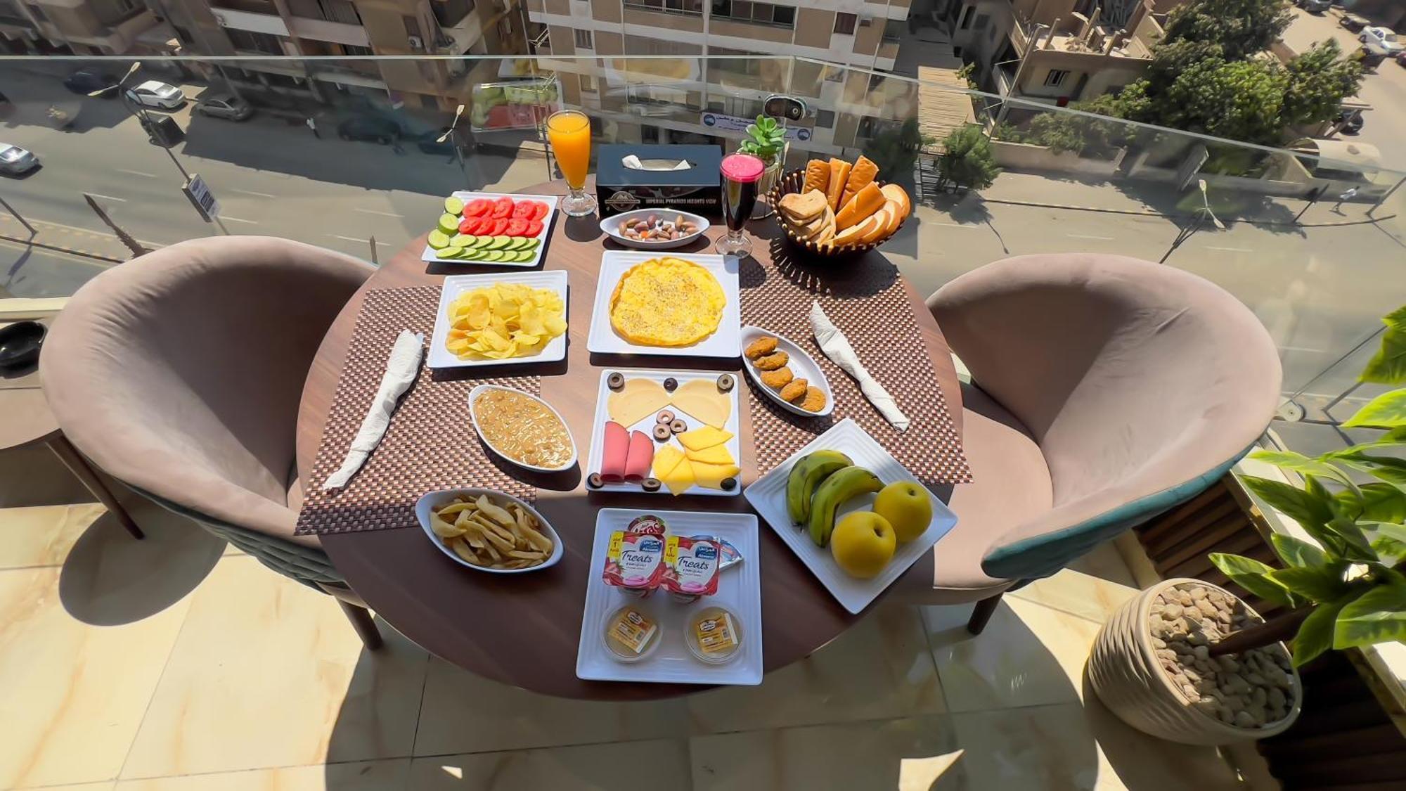 Imperial Pyramids Heights View Bed & Breakfast Nazlet el-Sîsi Dış mekan fotoğraf