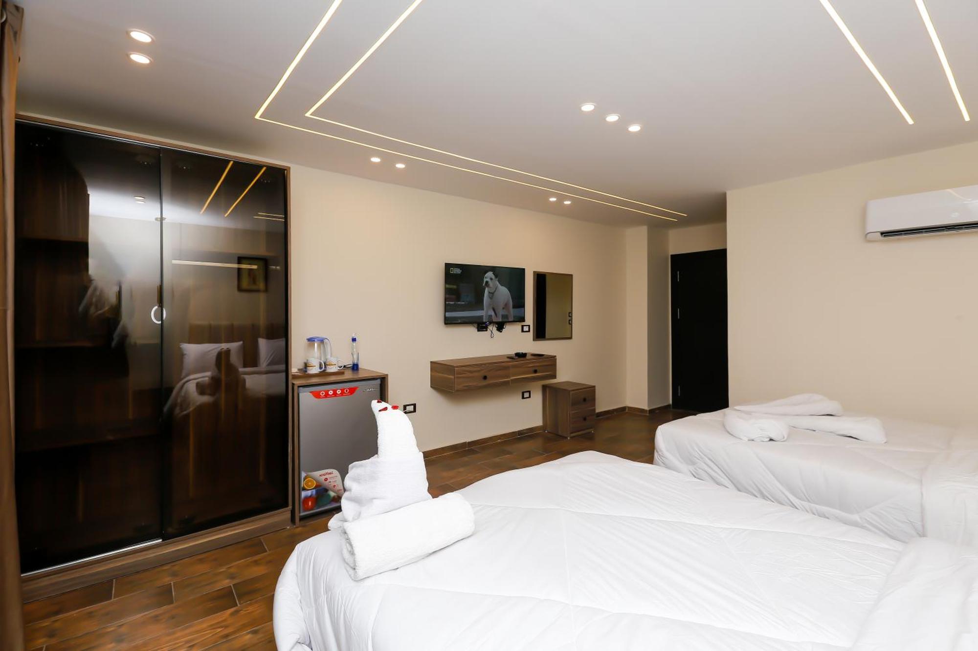 Imperial Pyramids Heights View Bed & Breakfast Nazlet el-Sîsi Dış mekan fotoğraf