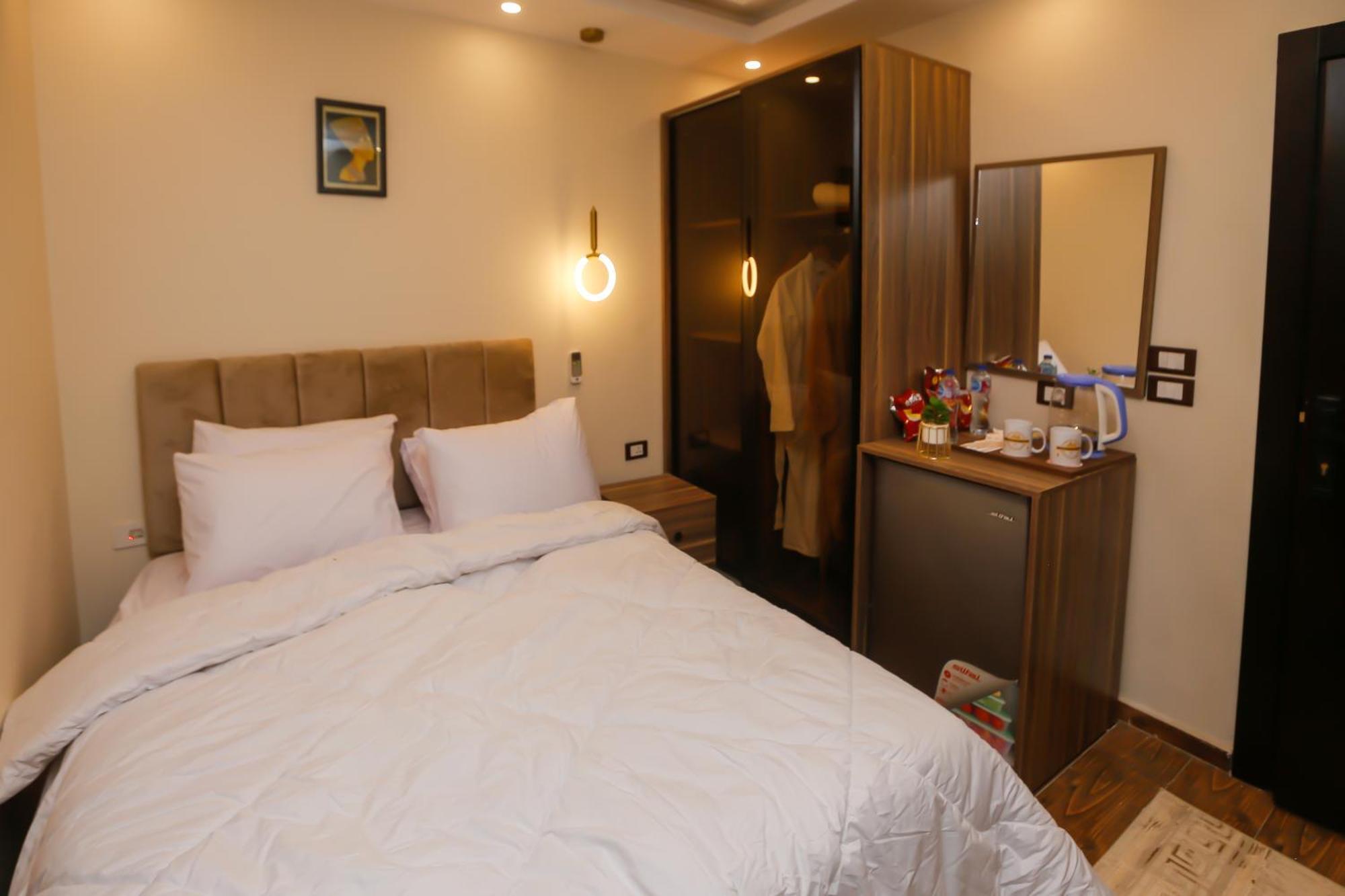 Imperial Pyramids Heights View Bed & Breakfast Nazlet el-Sîsi Dış mekan fotoğraf
