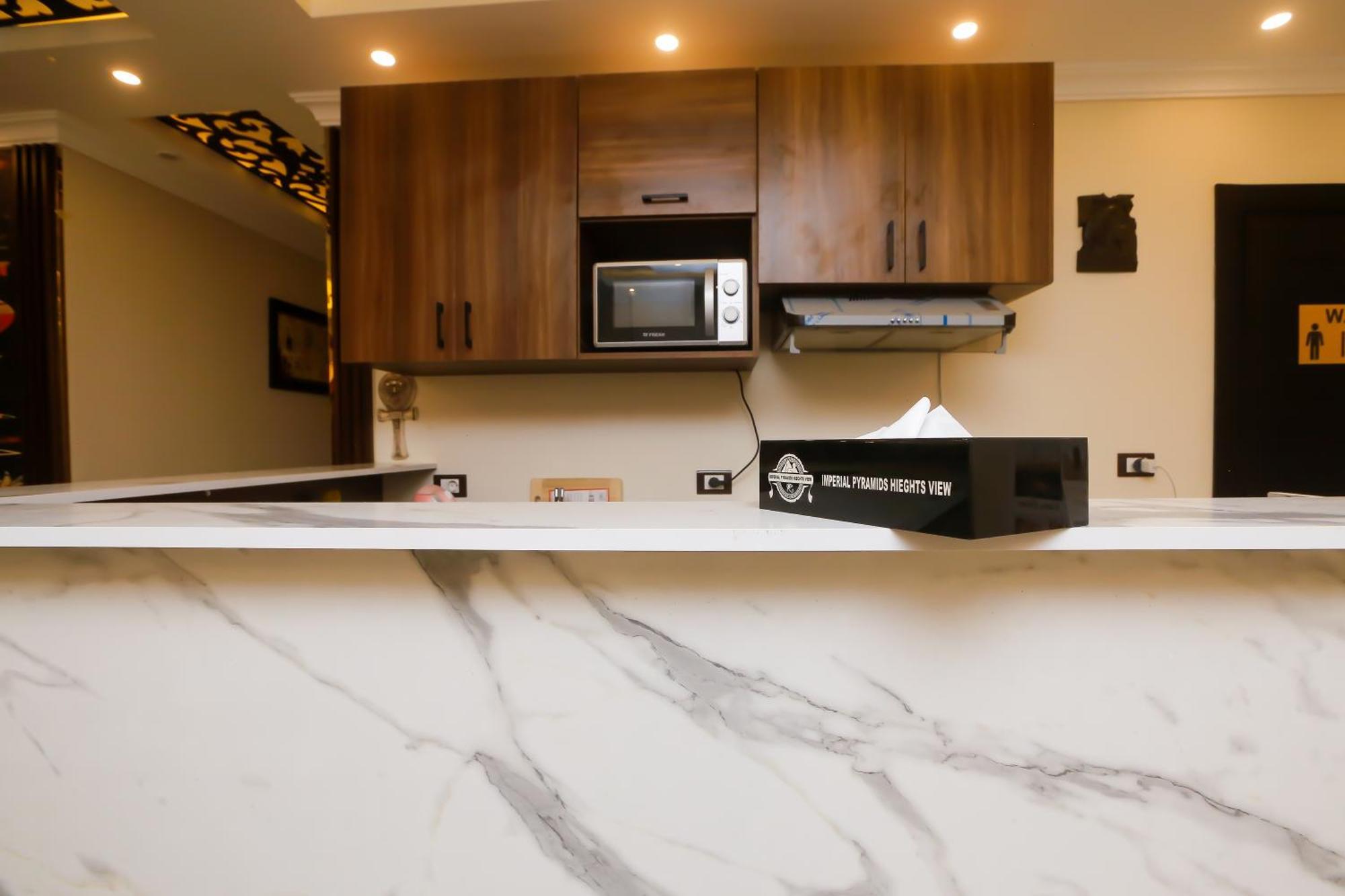 Imperial Pyramids Heights View Bed & Breakfast Nazlet el-Sîsi Dış mekan fotoğraf