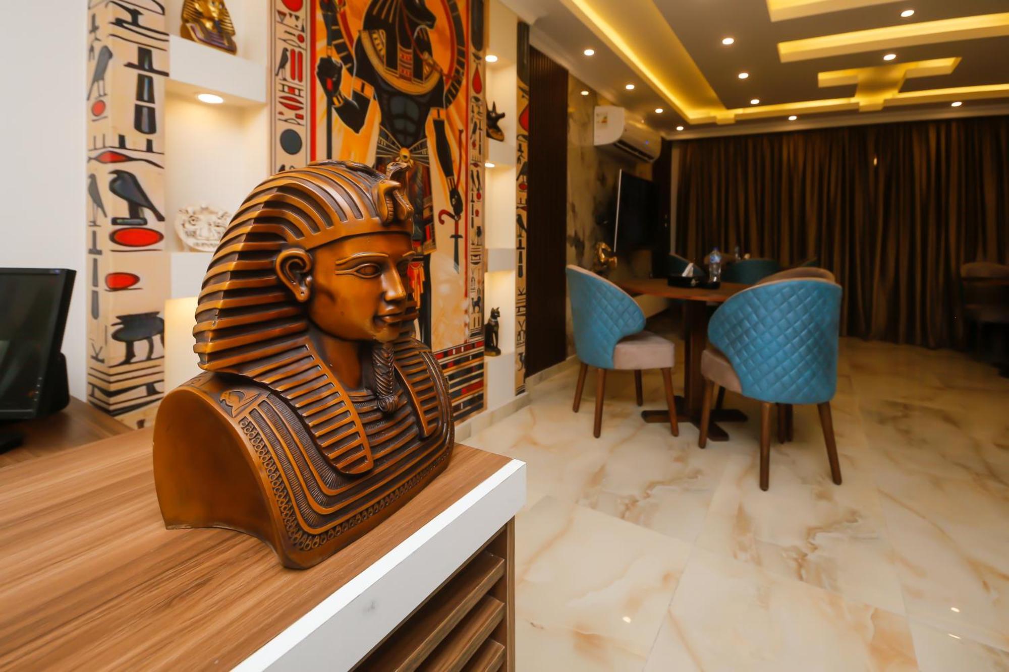 Imperial Pyramids Heights View Bed & Breakfast Nazlet el-Sîsi Dış mekan fotoğraf