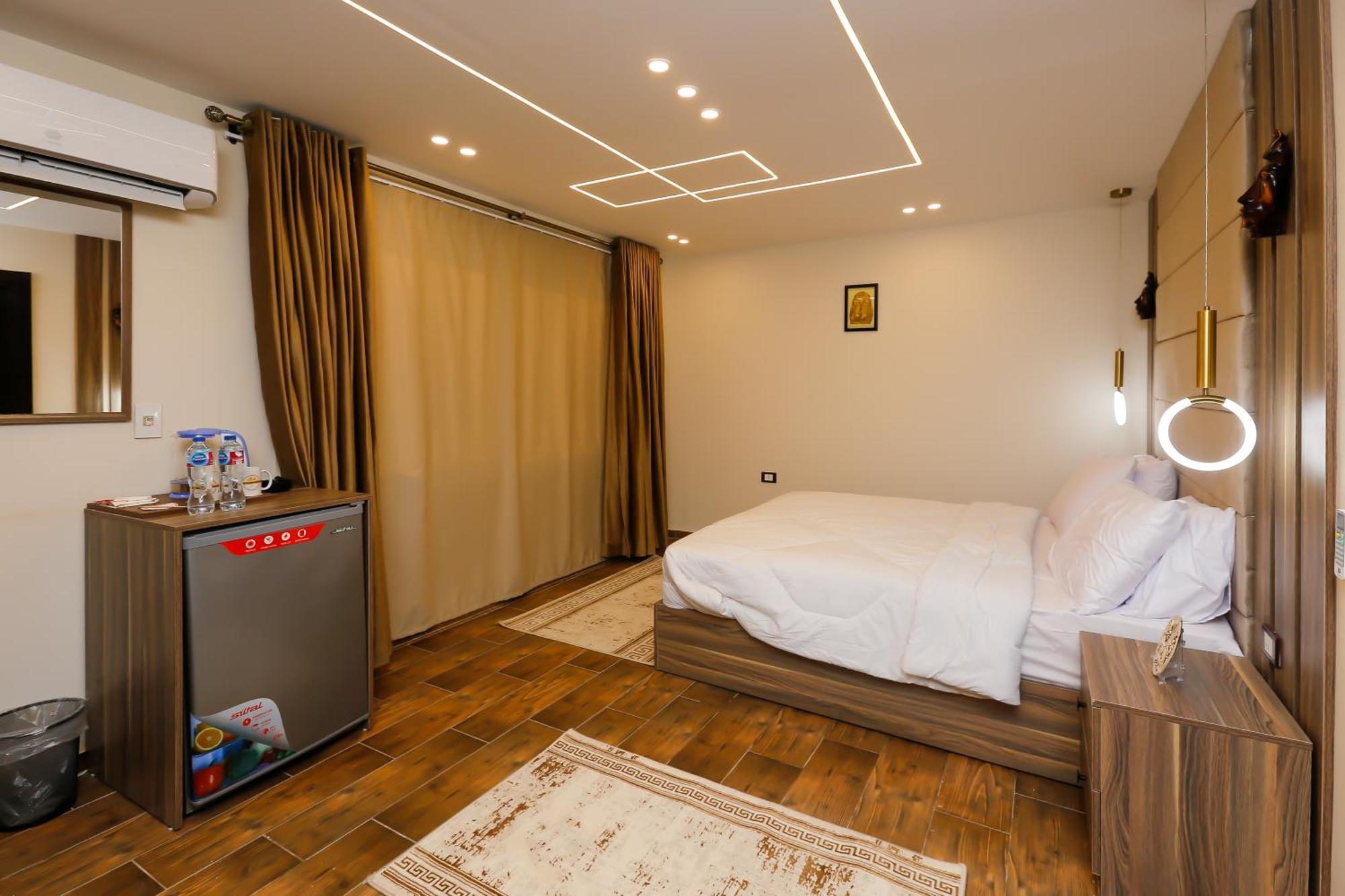 Imperial Pyramids Heights View Bed & Breakfast Nazlet el-Sîsi Dış mekan fotoğraf