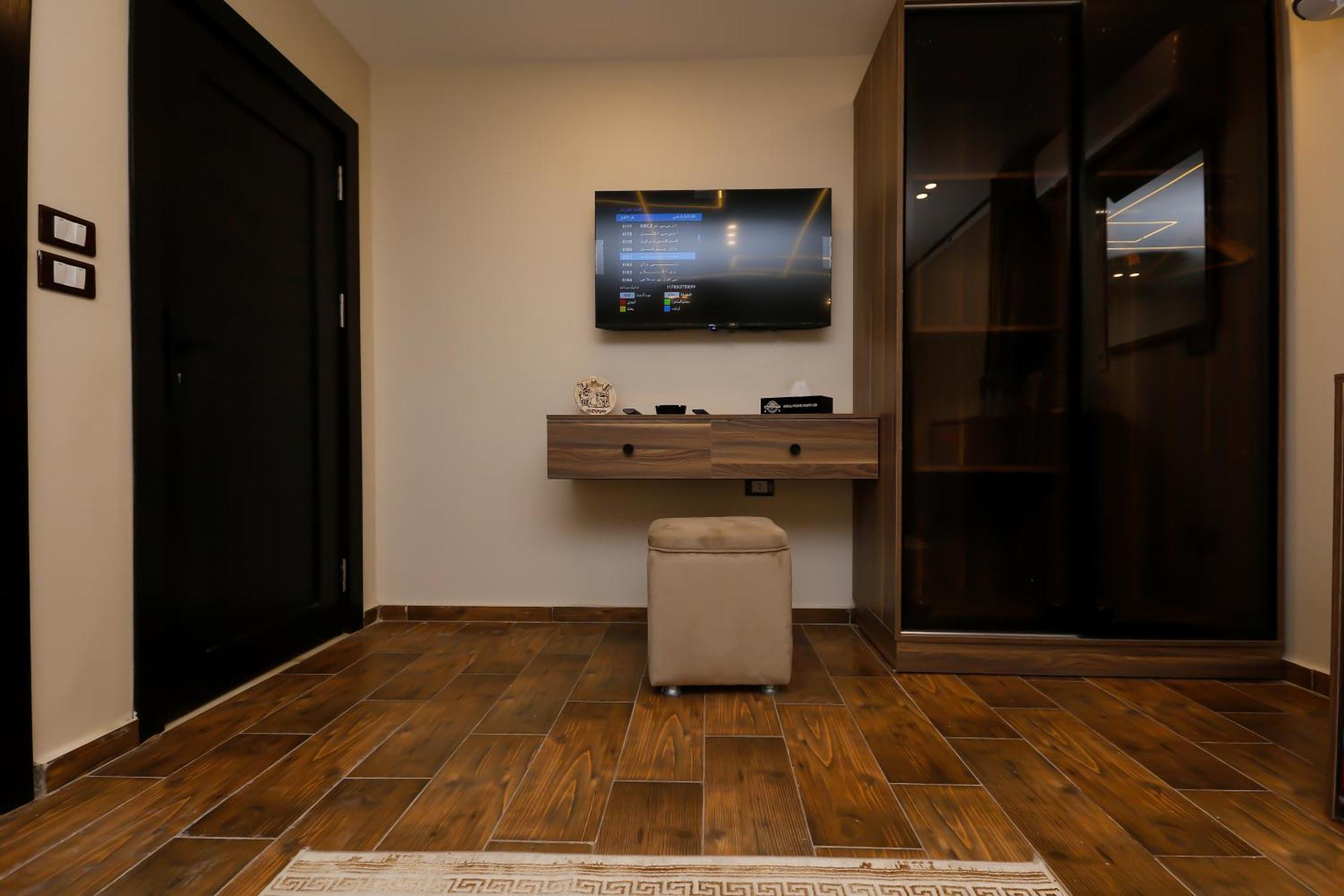 Imperial Pyramids Heights View Bed & Breakfast Nazlet el-Sîsi Dış mekan fotoğraf