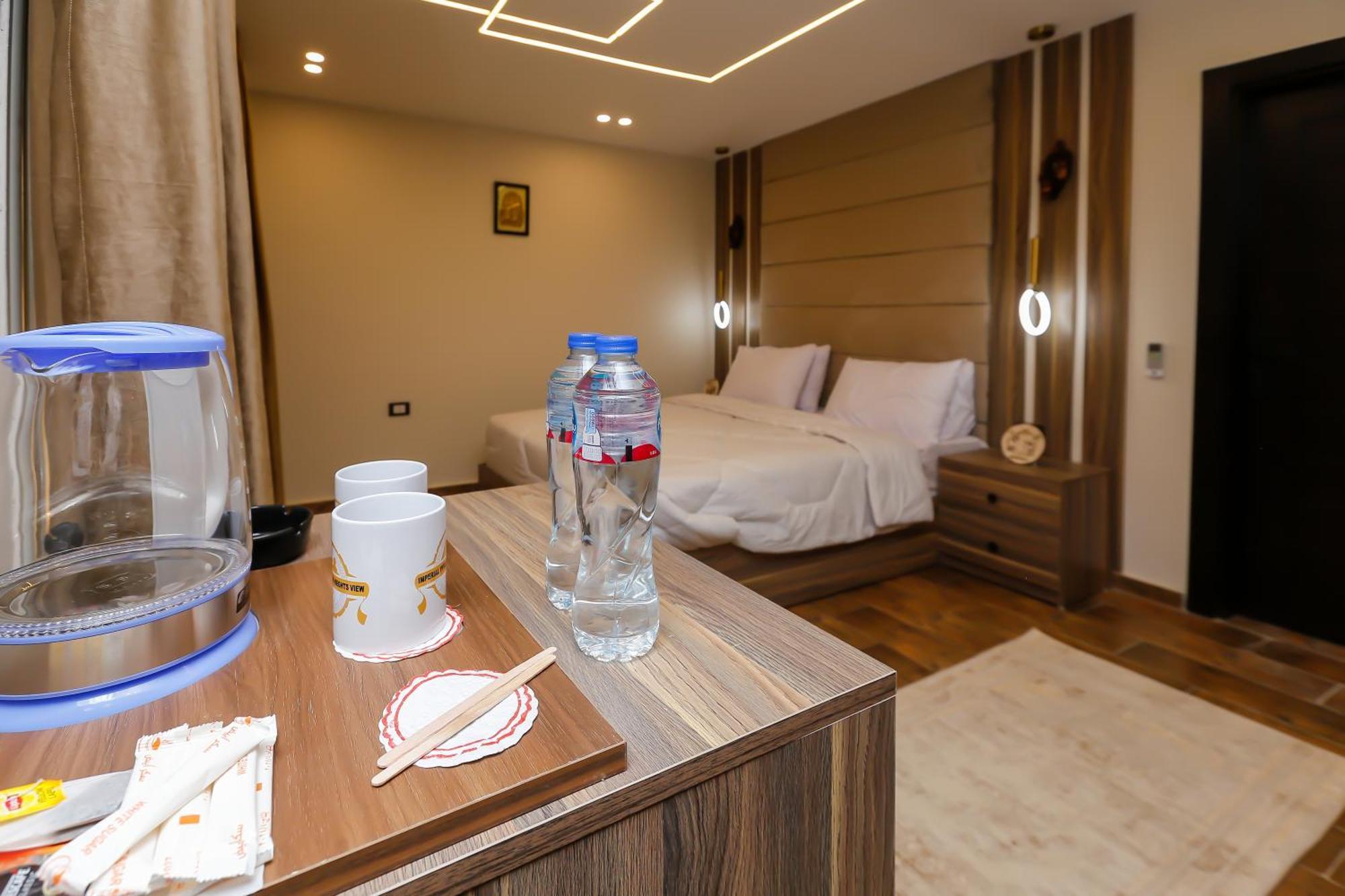 Imperial Pyramids Heights View Bed & Breakfast Nazlet el-Sîsi Dış mekan fotoğraf