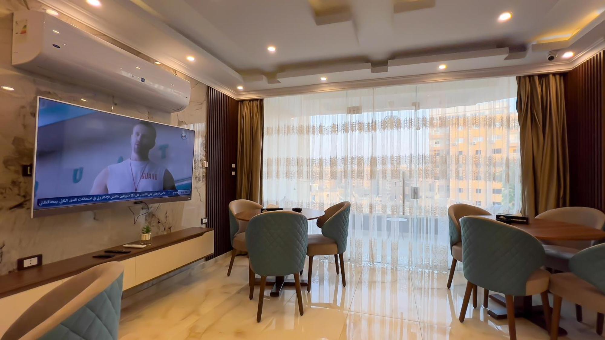 Imperial Pyramids Heights View Bed & Breakfast Nazlet el-Sîsi Dış mekan fotoğraf